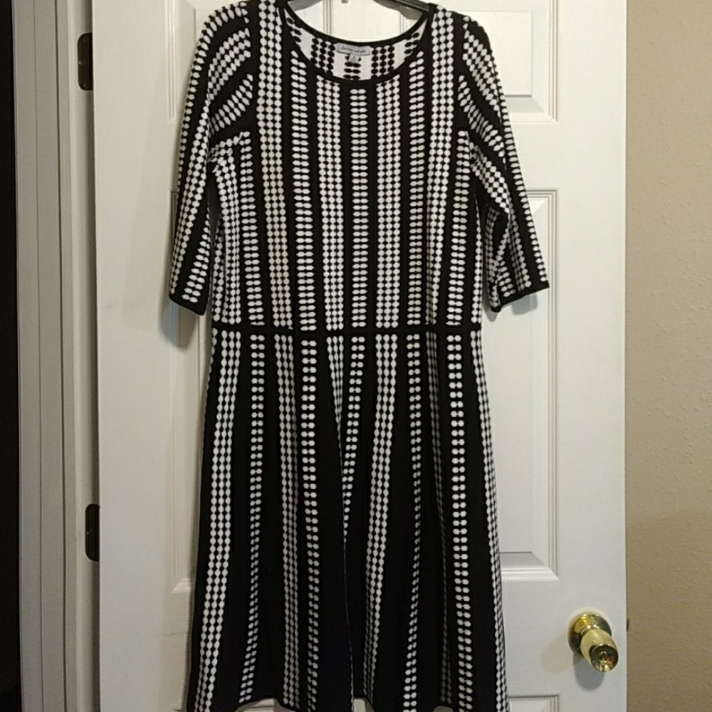 Black and White polkadot knit dress